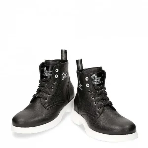 Elvia^Panama Jack Best